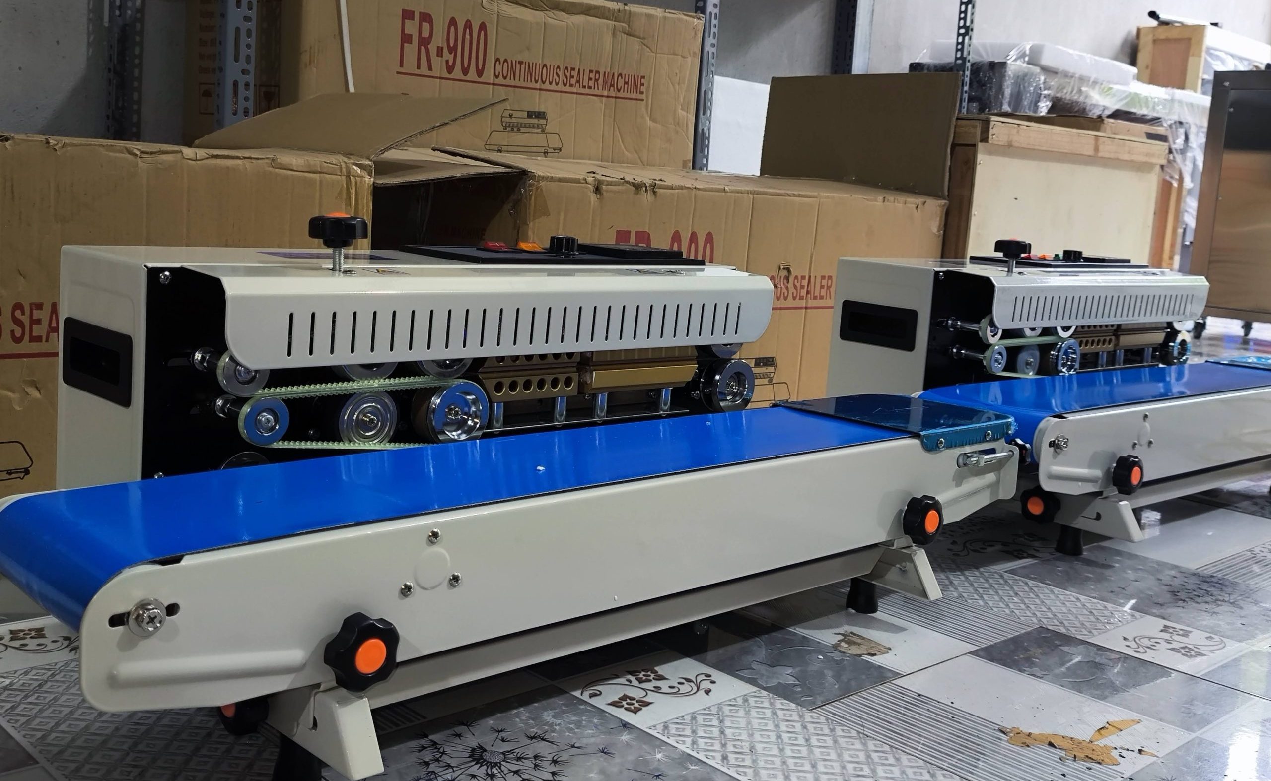 Máy hàn miệng túi FR900